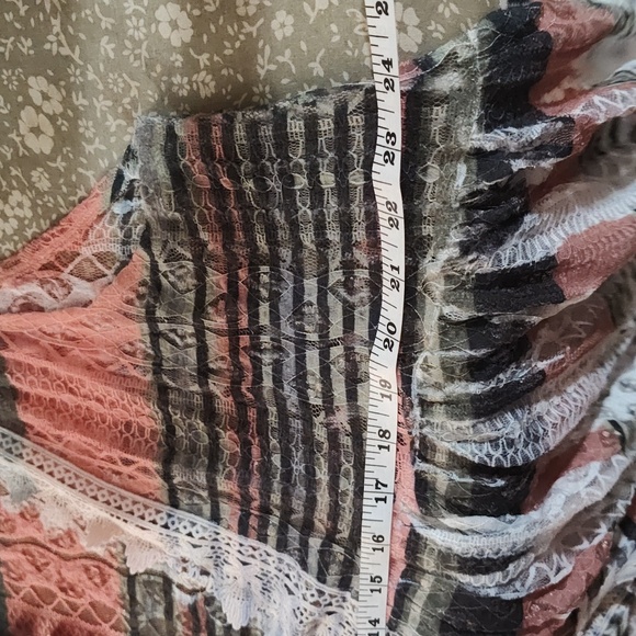 Origami Vest💗 - Picture 3 of 3